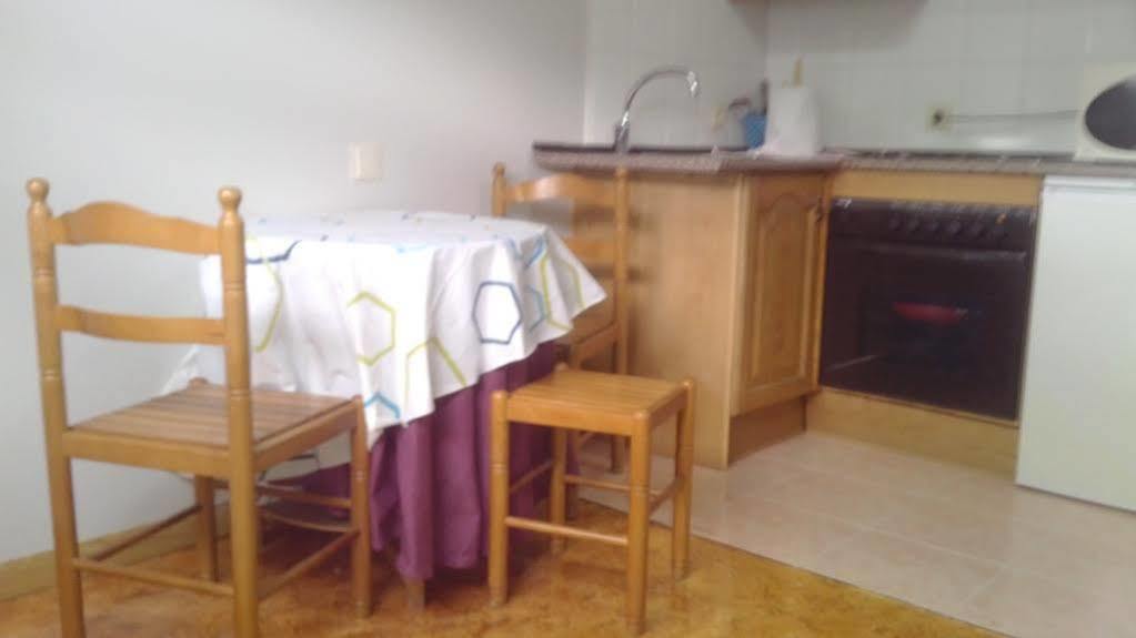 Onís Hotel Los Robles מראה חיצוני תמונה
